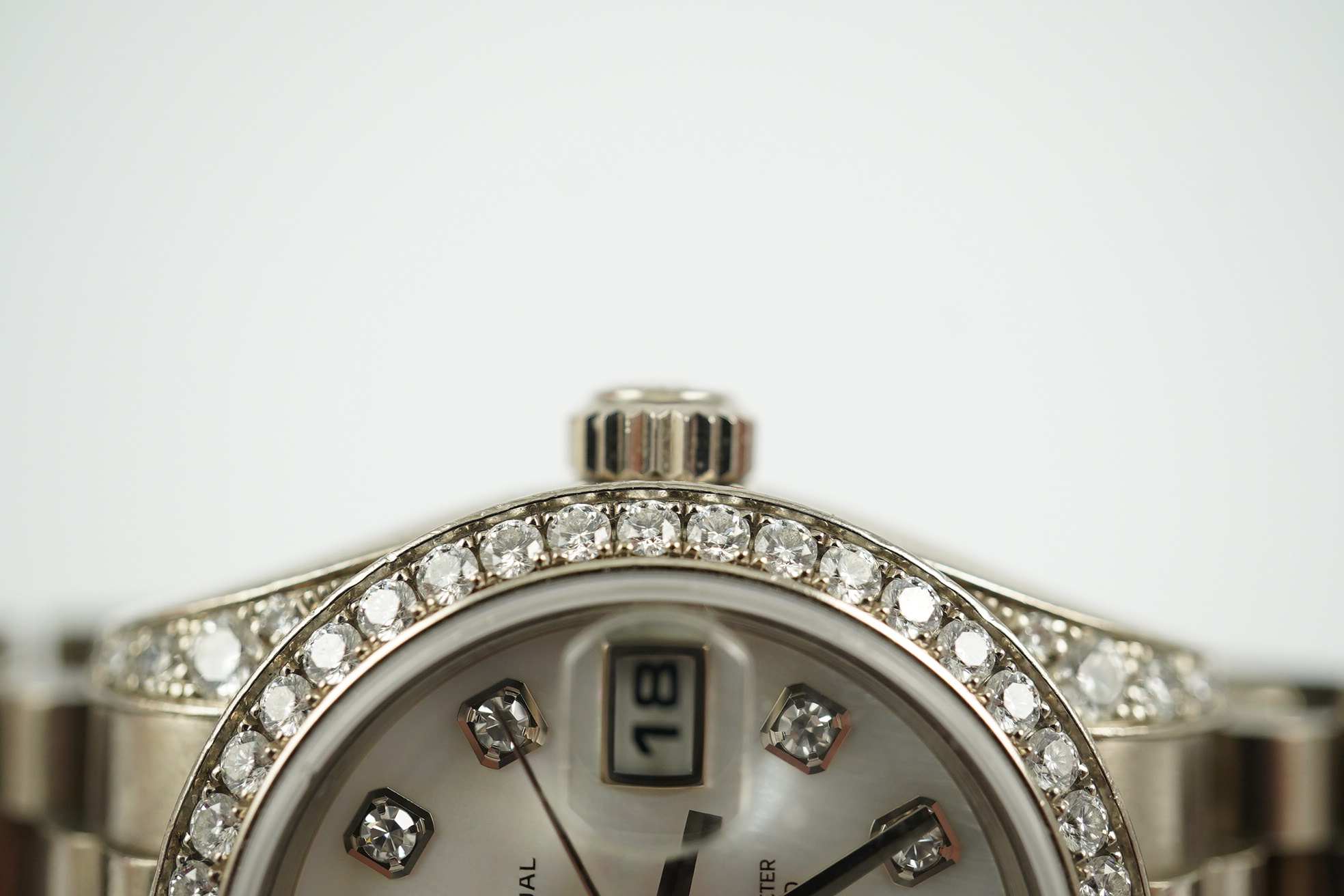 A lady's 2006 18ct white gold and diamond Rolex Oyster Perpetual Datejust wrist watch, on an 18ct white gold Rolex bracelet with deployment clasp